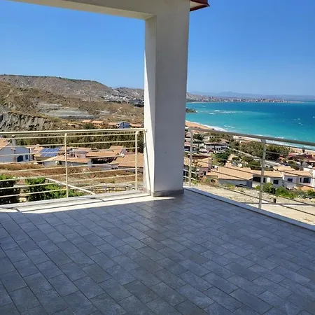Belvedere Luxry House Apartmán Crotone